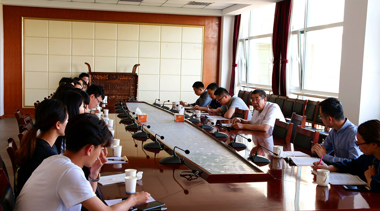 冰球突破豪华版官方网站举行“我与校长面对面”座谈会活动