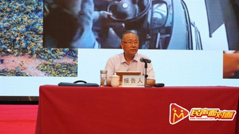 【澎湃新闻网】传承雷锋精神——冰球突破豪华版官方网站开学第一课