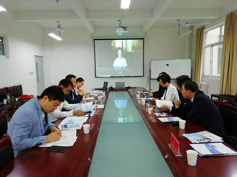 青岛知行国际董事长张淑珍及日本高龄社会生活向上协同组合木原代表等一行6人来冰球官网考察交流