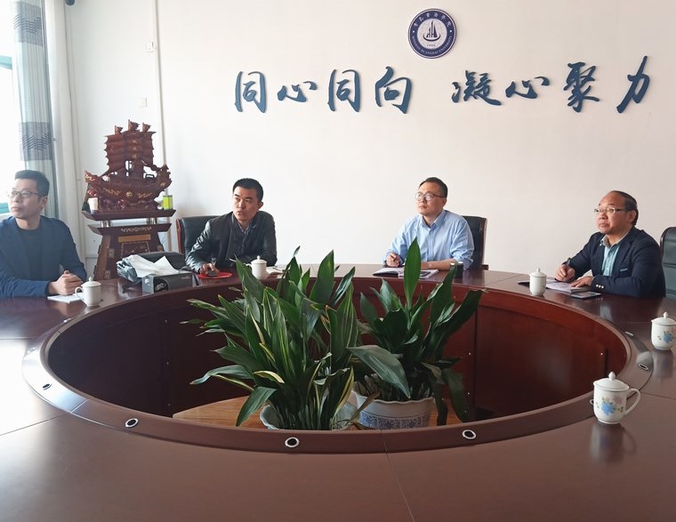 青岛经控未来教育科技有限公司来冰球官网洽谈合作事宜