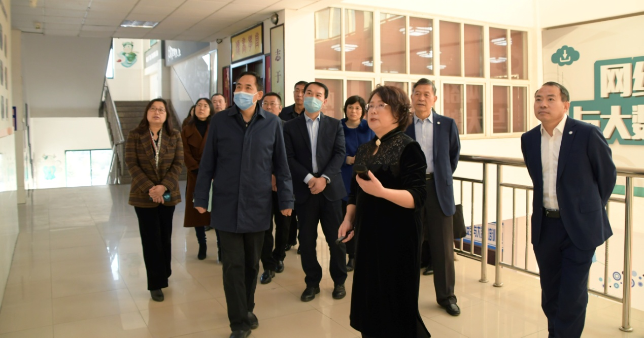 省委统战部副部长孙中亮一行来校调研工作