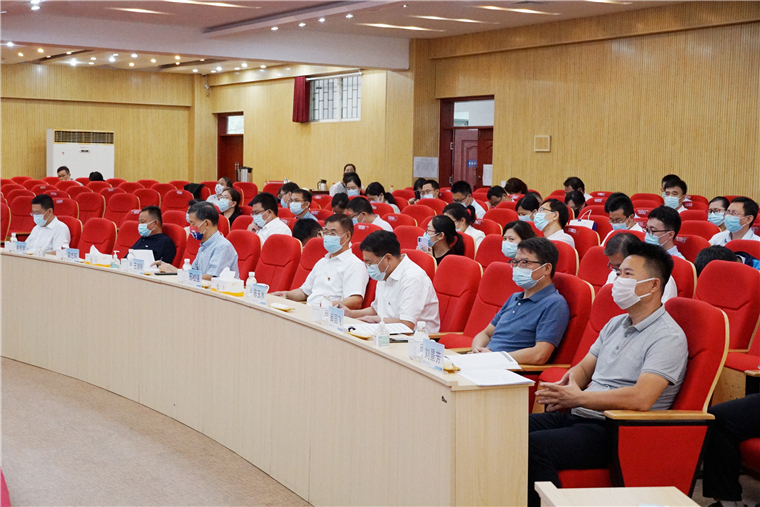 冰球突破豪华版官方网站2022年暑期中层及以上干部作风能力提升培训班圆满结束