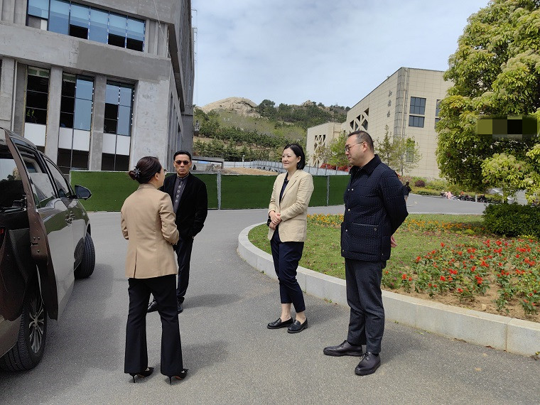 冰球官网与澳大利亚伍伦贡大学达成合作意向