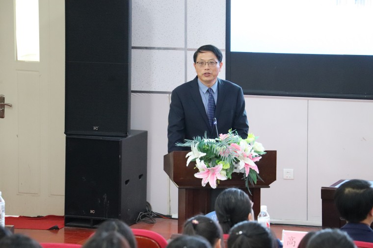 冰球突破豪华版官方网站与青岛西海岸新区朝阳小学合作共建大学生社会实践基地