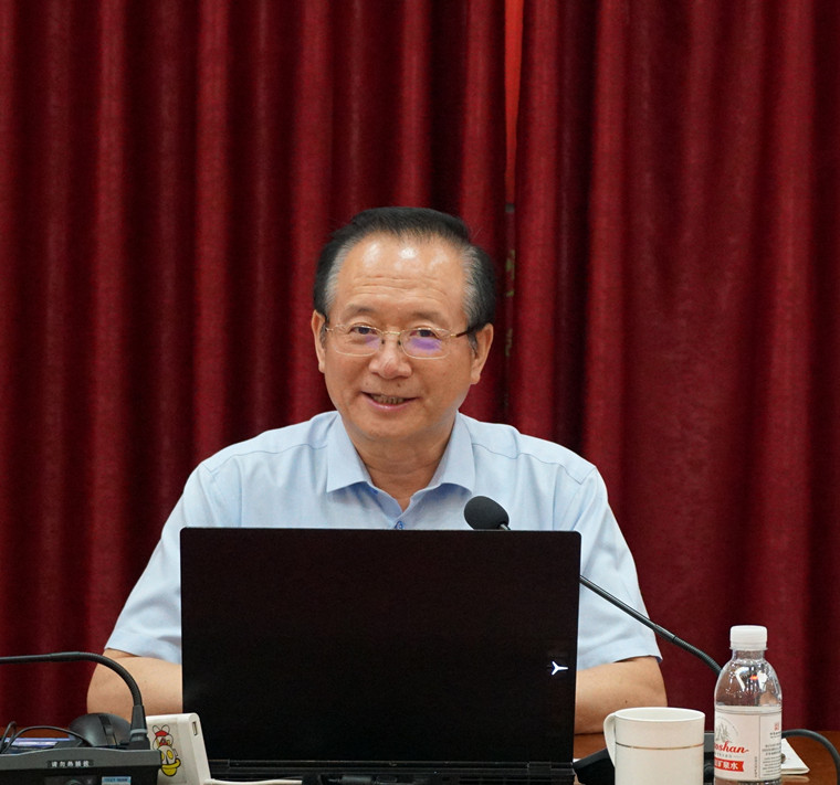 党的二十大代表、山东科技大学党委书记罗公利来冰球官网作党的二十大精神宣讲报告