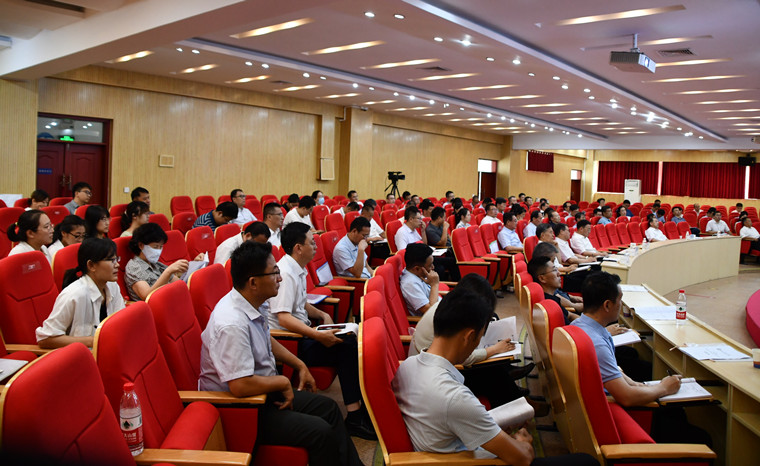 冰球突破豪华版官方网站2023年暑期中层及以上干部作风能力提升培训班圆满结业