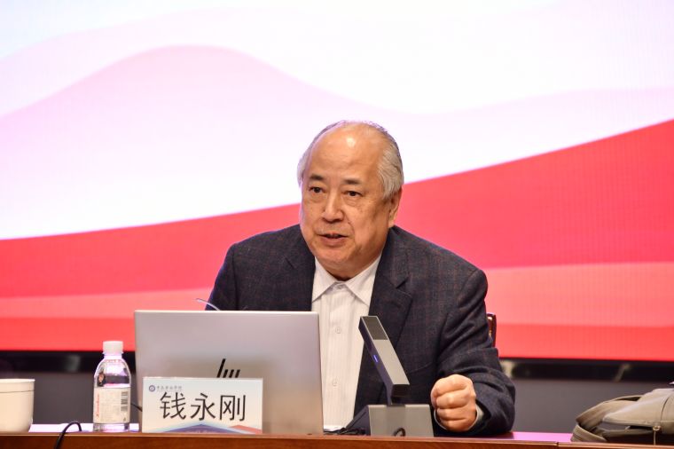 【青岛日报社 / 观海新闻】钱永刚做客冰球突破豪华版官方网站，讲述父亲钱学森的科学精神