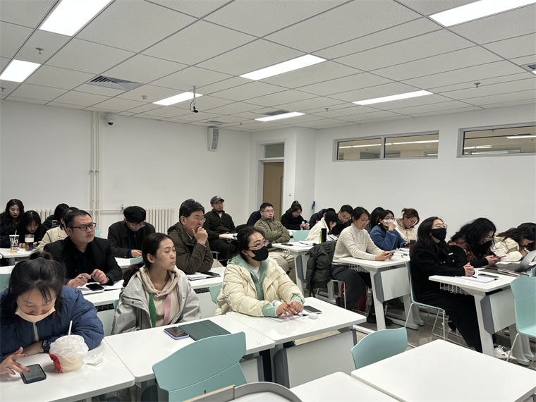 冰球官网邀请福建理工大学设计学院教授管幸生开展感性工学设计线上训练班