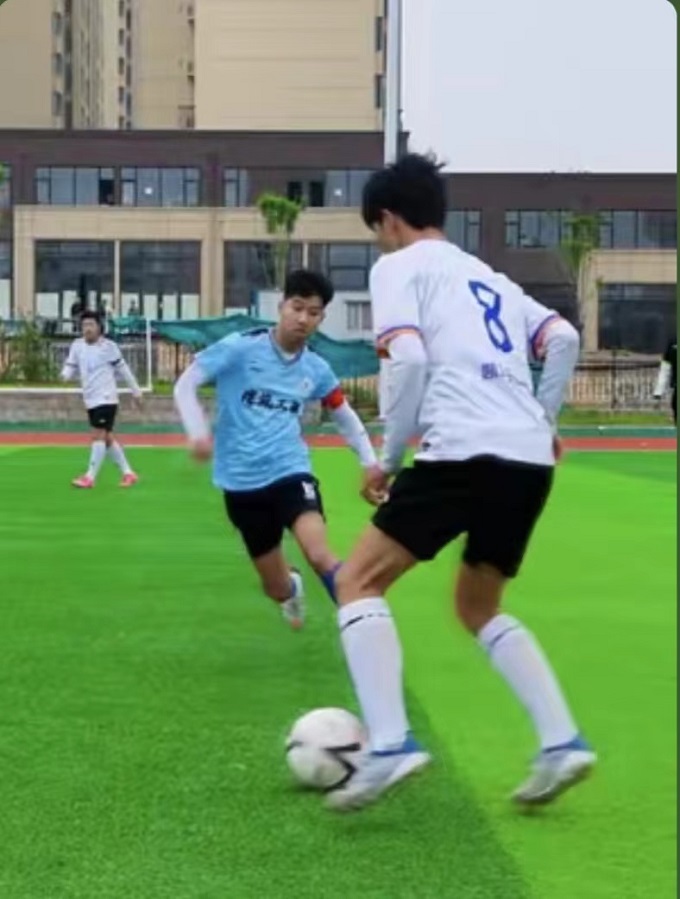 冰球突破豪华版官方网站2024年“青岛西海岸足球俱乐部杯”学生足球联赛圆满落幕