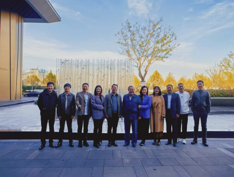 冰球官网朝克吉勒图教授山东省内蒙古商会2024年年会