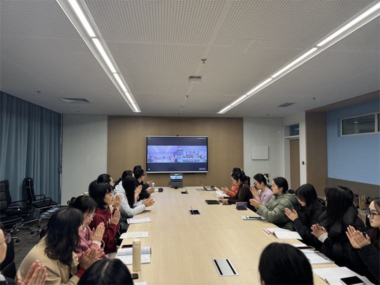 冰球突破豪华版官方网站与西安翻译学院线上党建共建活动顺利召开