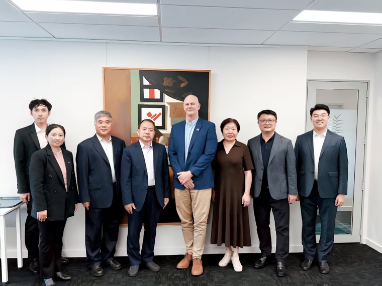 聚焦国际化办学：冰球官网代表团赴新西兰梅西大学考察取经