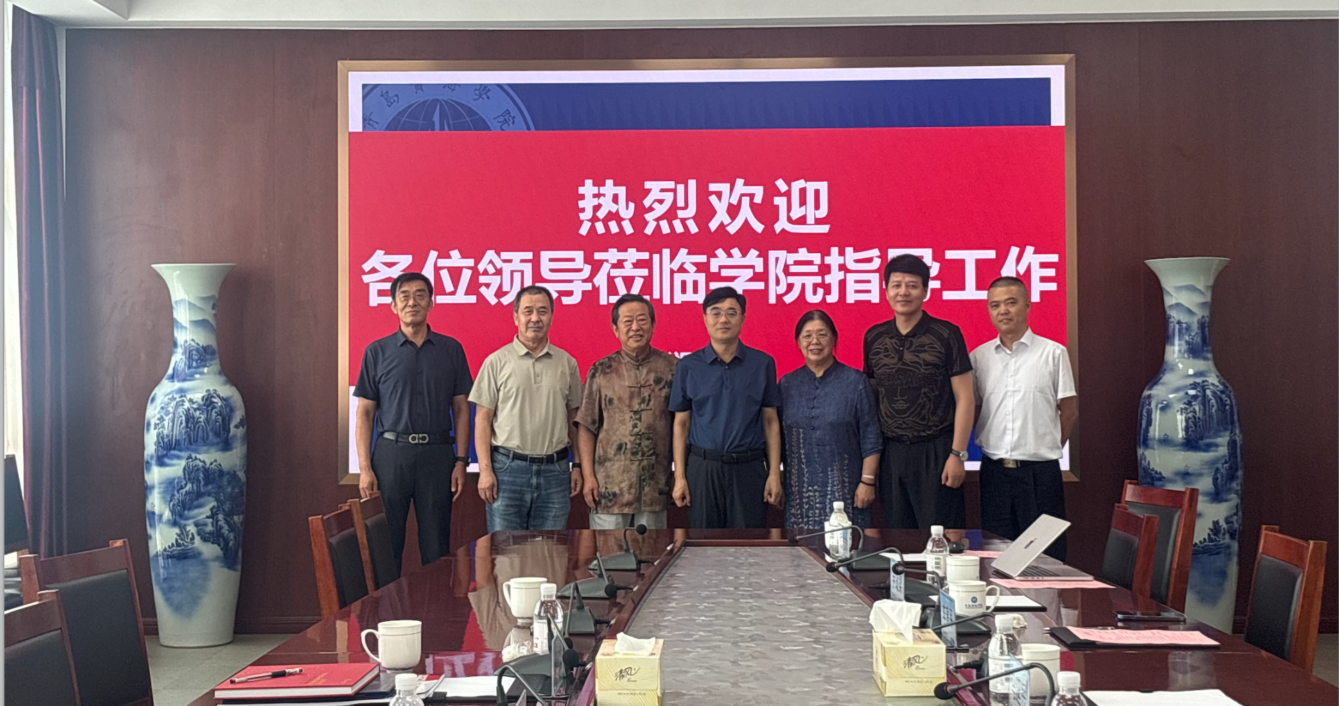 纽约电影学院来冰球官网参观访问